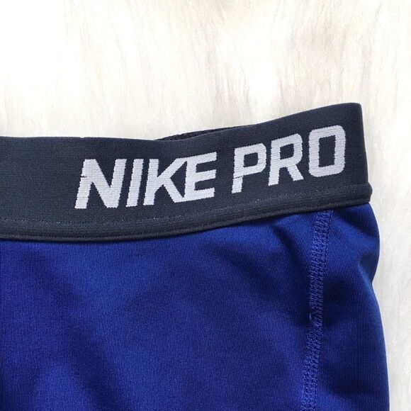 🔃Nike Pro Logo Blue Capris - Picture 5 of 8